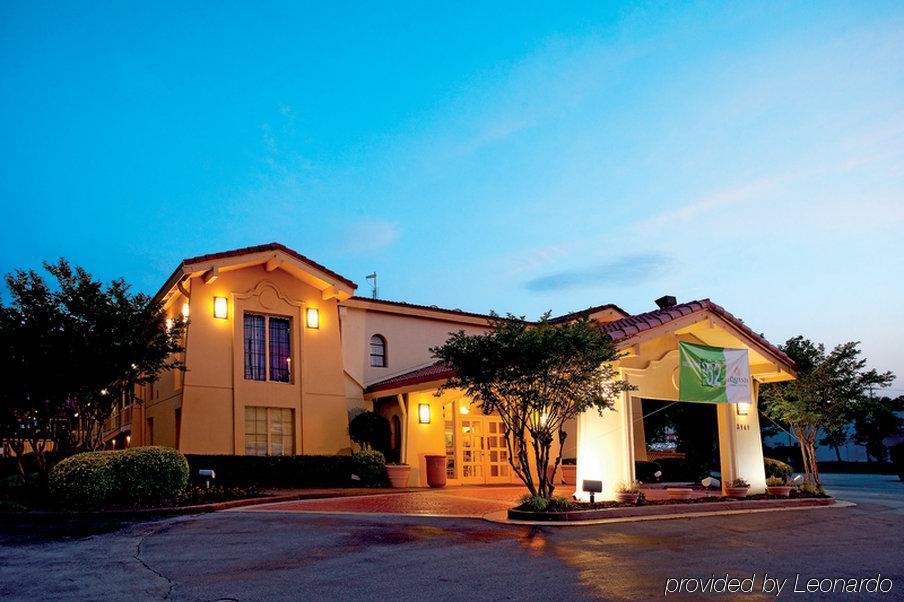 La Quinta Inn By Wyndham Decatur Alabama Экстерьер фото