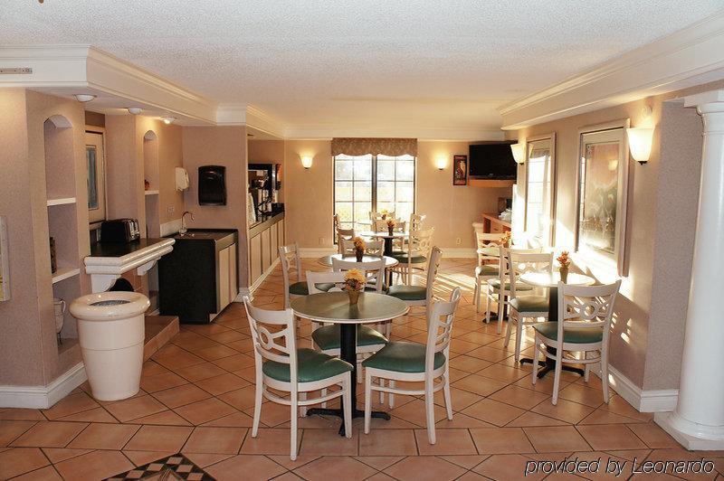 La Quinta Inn By Wyndham Decatur Alabama Экстерьер фото